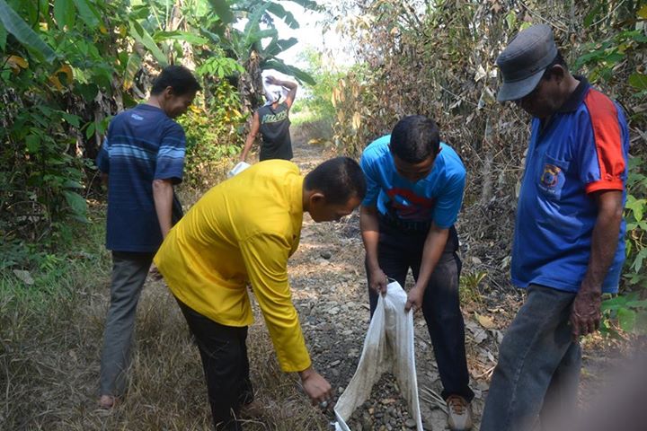 lomba gotong royong